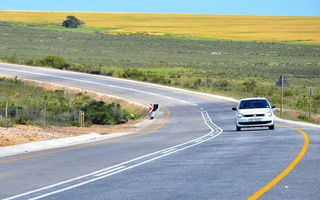 The newly surfaced  Gansbaai to Bredasdorp Road